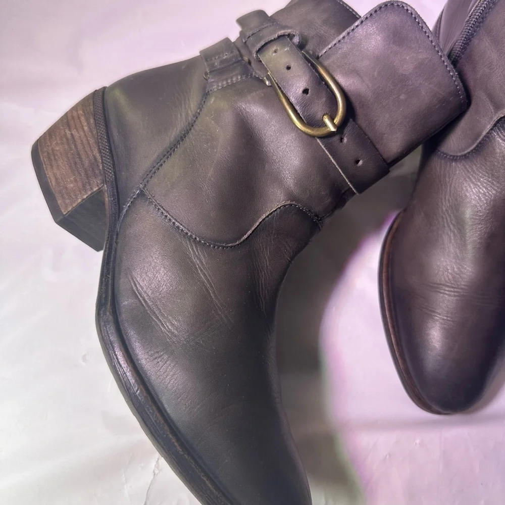 Pikolinos Dark Brown Leather Ankle Boots with Buckle - Picture 10 of 16